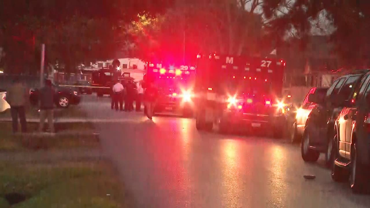Cinco agentes de la policía de Houston fueron baleados por sospechosos en el sureste de la ciudad