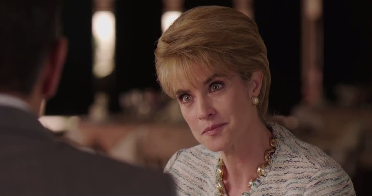 ‘Don Sol’ will not let all his work go to waste. He asks the president’s wife to speak on his behalf and help him get back onto his position. However, her answer is simply “there was no luck, unfortunately”.