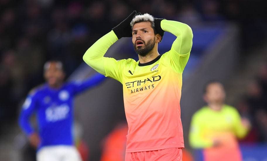 Miedo entre jugadores por volver a las canchas en la Premier League