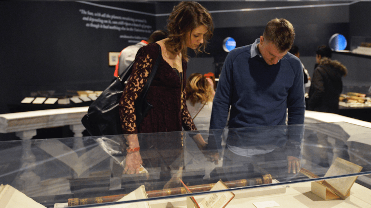 Los residentes de Illinois pueden mejorar su pase de entrada de museo +1 o museo +2 a una tarifa descontada para obtener acceso a los espectáculos del cielo de Adler.