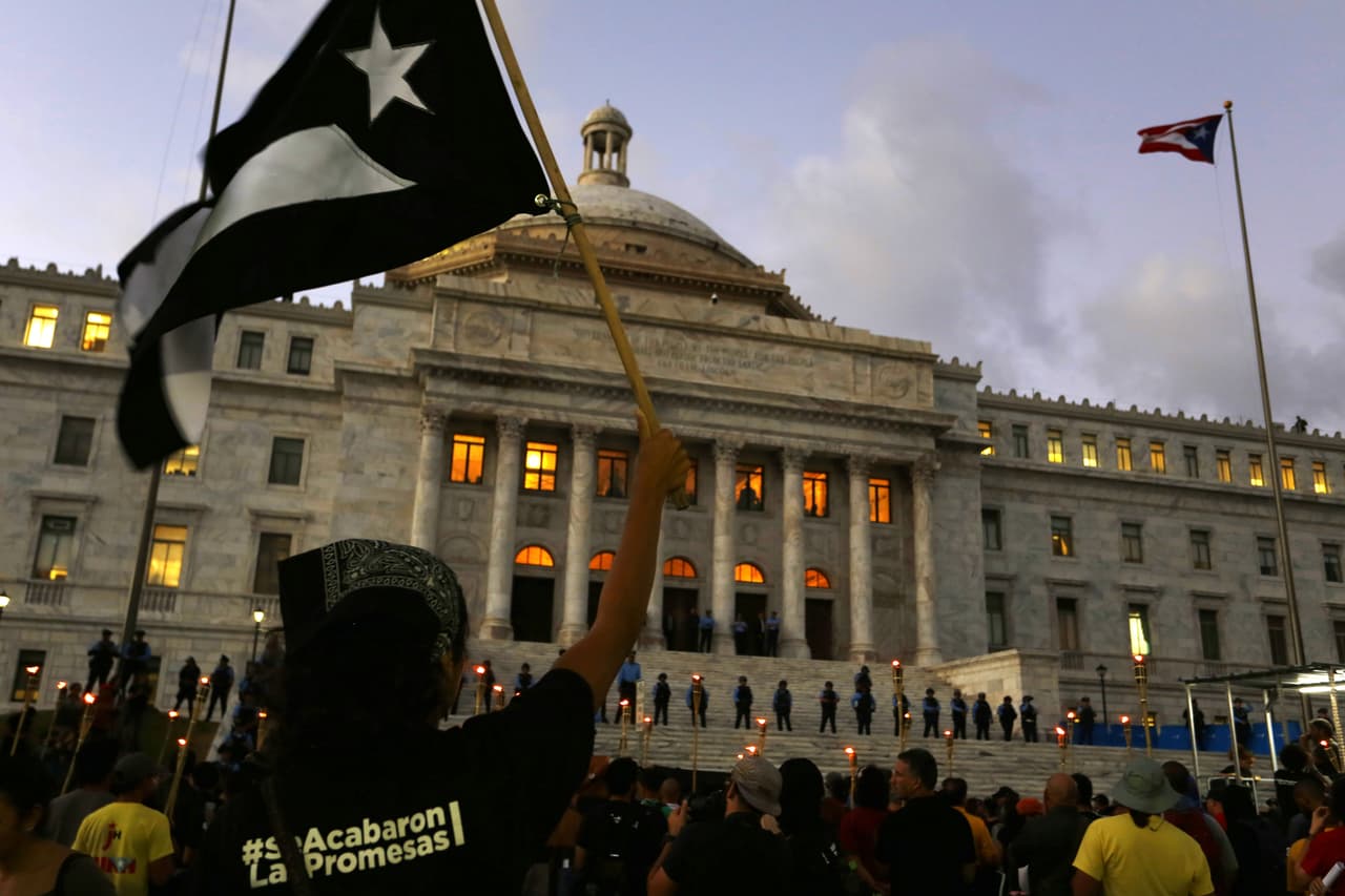 Aunque está sujeto a los poderes del Congreso estadounidense, Puerto Rico tiene una constitución propia. Sin embargo, todavía hay mucha ambigüedad sobre el estatus de esta isla que desde 1952 se define como un Estado Libre Asociado. (EFE)