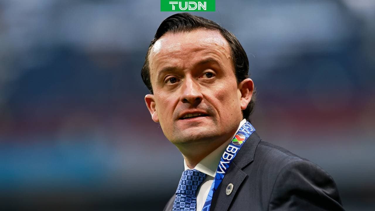 Mikel Arriola acude a panel tecnológico en la Ciudad de México