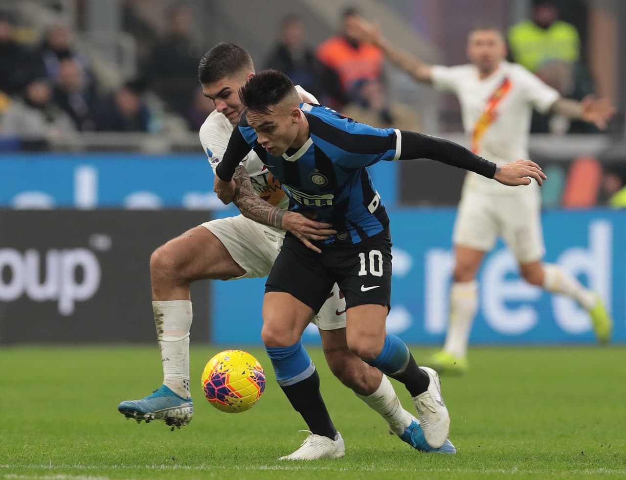 El Estadio Giuseppe Meazza albergó este encuentro entre el Inter y la Roma pero ninguno pudo imponer condiciones.