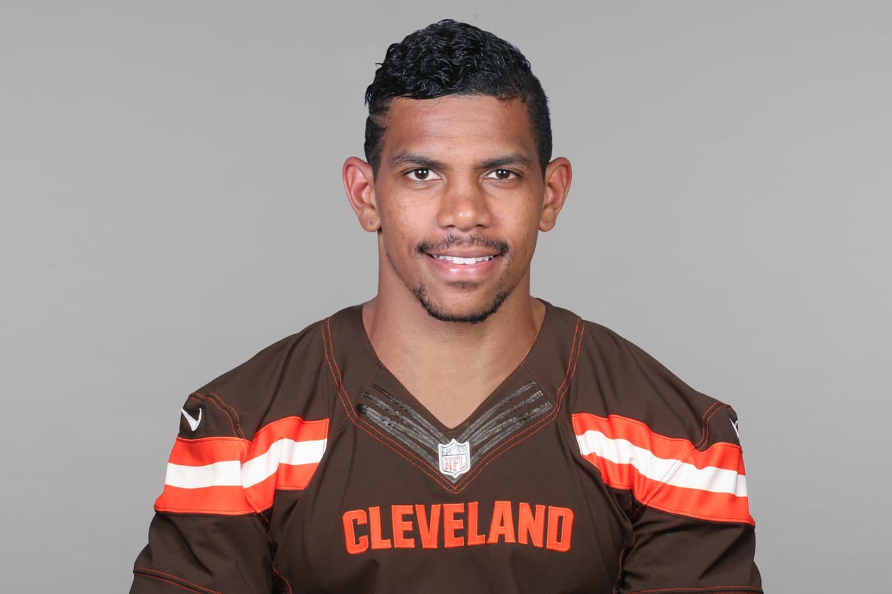 Terrelle Pryor está entrenando con Randy Moss y otros para mejorar como WR
