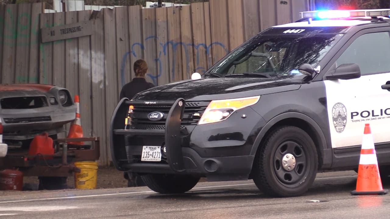 Bebé de dos meses es hallado muerto cerca de una tienda de autopartes al sur de Austin