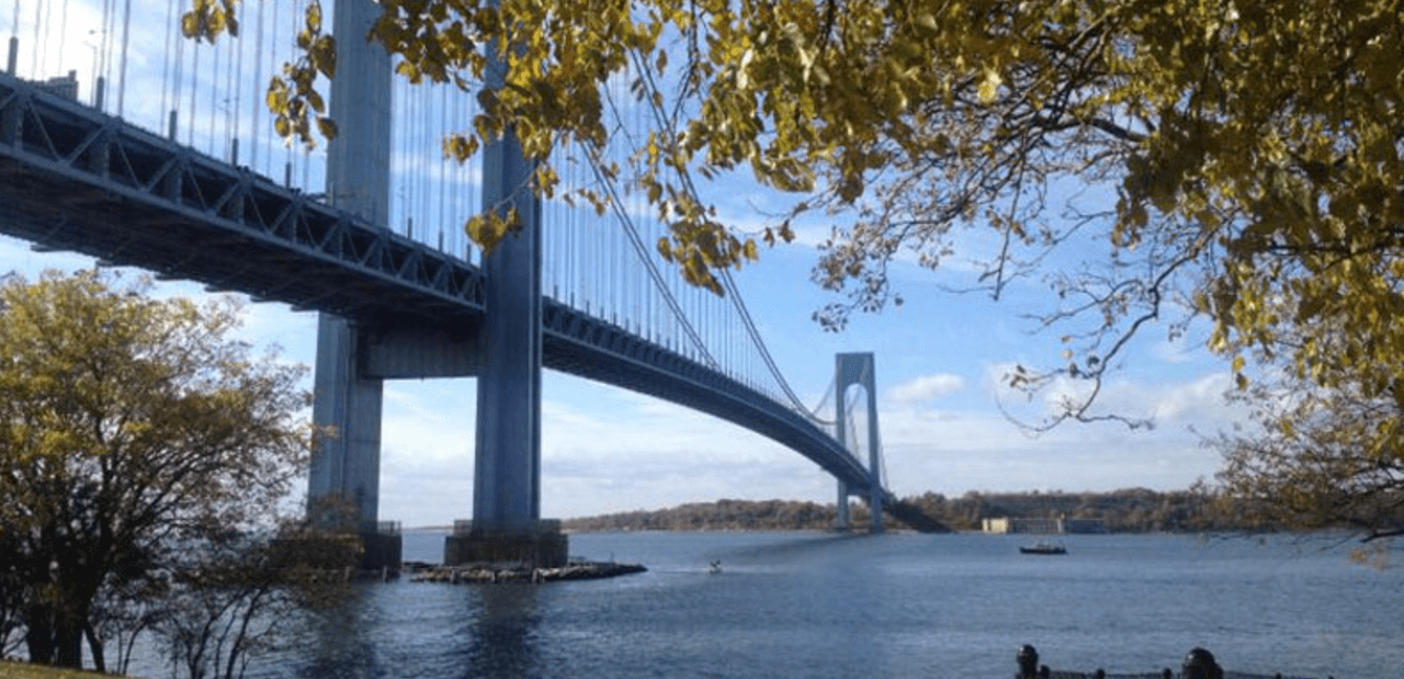 Reportan emergencia en el puente Verrazzano-Narrows; testigos dicen que una mujer saltó desde allí