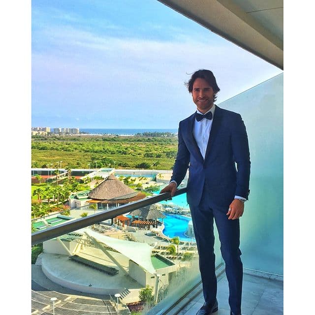 Sebastián Rulli llegó a la fiesta de Premios TVyNovelas hecho un mangazo y no dudó en compartirlo con sus fans.