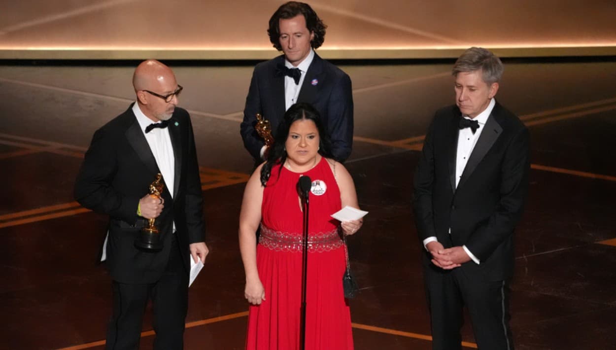 "Jackie es más que un titular" sobre el tiroteo en Uvalde reafirma su mamá en los premios Oscar