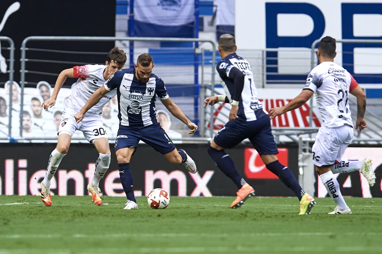 Monterrey se mete en el partido, pero los Zorros continúan siendo mejores que los Rayados.