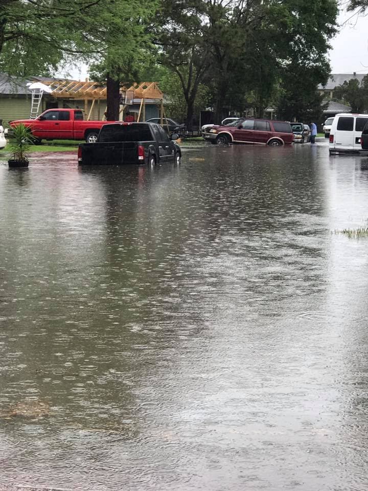 Destrozos e inundaciones causados por el mal tiempo en Houston.