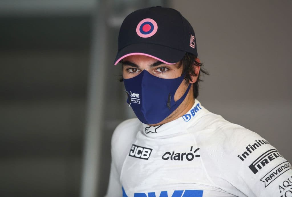 Lewis Hamilton arrancará en la primera posición; Valtteri Bottas, Lances Stroll, Sergio Pérez, Sebastian Vettel, Charles Leclerc, Max Verstappen, Lando Norris, Carlos Sainz y Pierre Gasly completan las primeras diez posiciones al arranque.