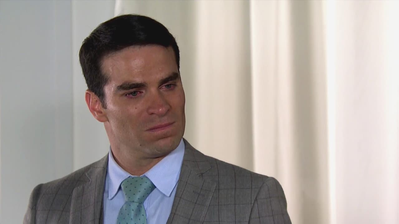 Erick no tiene justificación, traicionar a su propio padre es imperdonable.