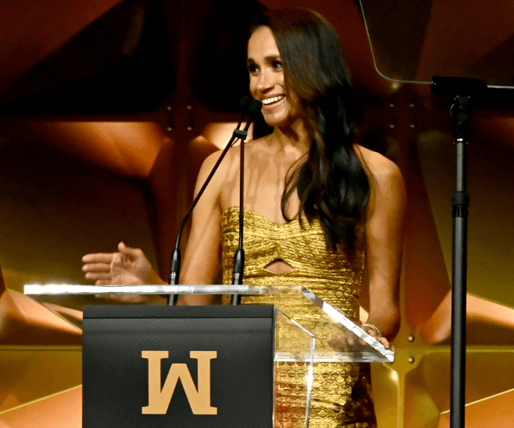 Meghan Markle, duquesa de Sussex, habló durante la ceremonia de premiación de la Foundation Women of Vision.