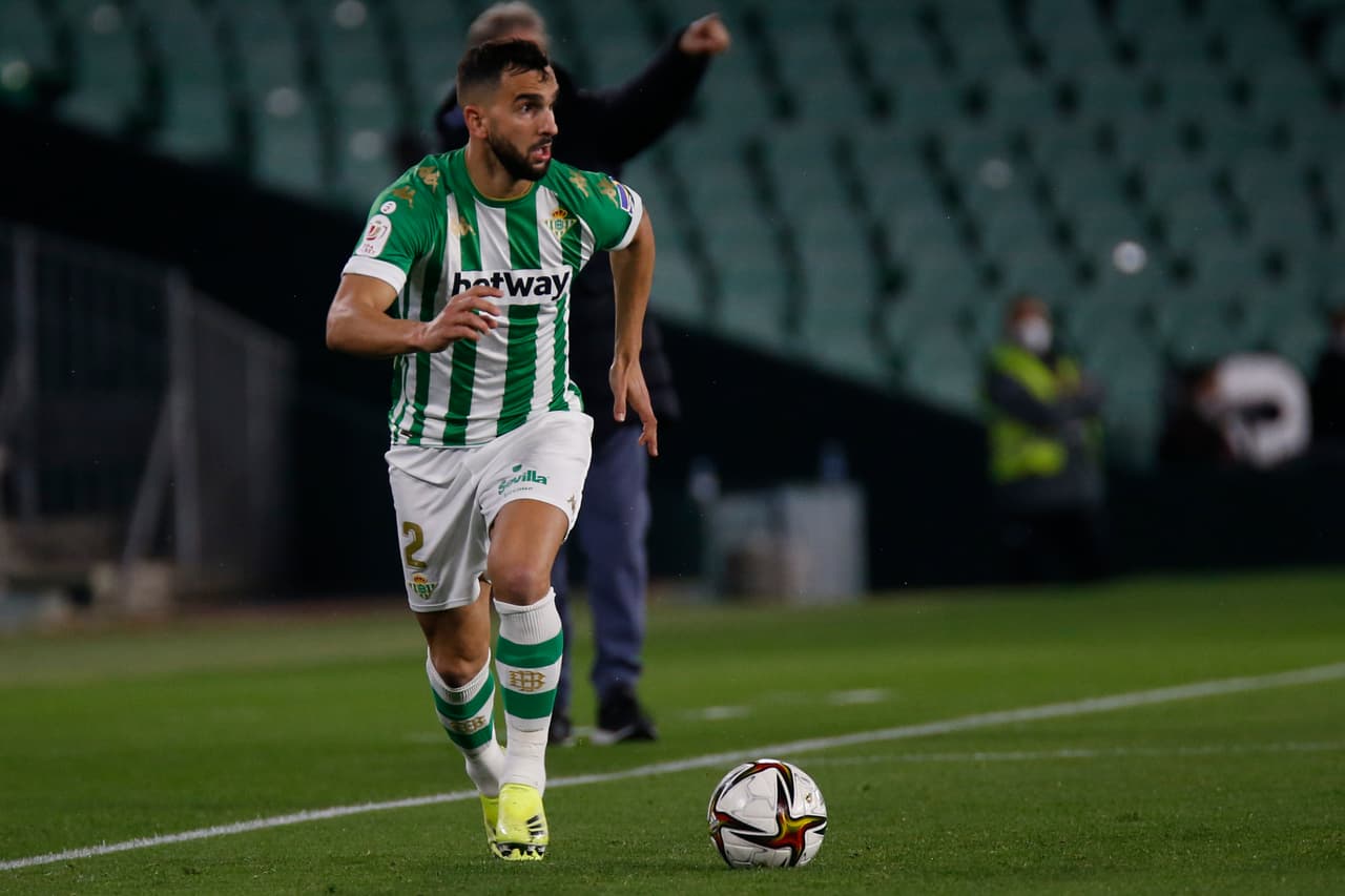 Juanmi Jiménez marcaba al 84’ el gol que ponía al Betis en la siguiente fase, pero en el último aliento del juego, apareció Raúl García (90+4’) para mandar al alargue. En los tiempos extra no se movió el marcador y todo se decidió en tanda de penales. Juanmi y Canales fallaron por Betis. Sevilla, Levante y Barcelona, completan los clasificados a las Semis de la Copa del Rey.