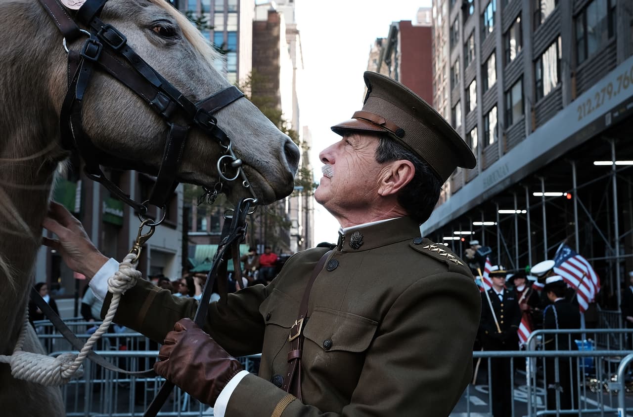 Más de 200 delegaciones de distintos cuerpos de la milicia formaron parte del desfile.