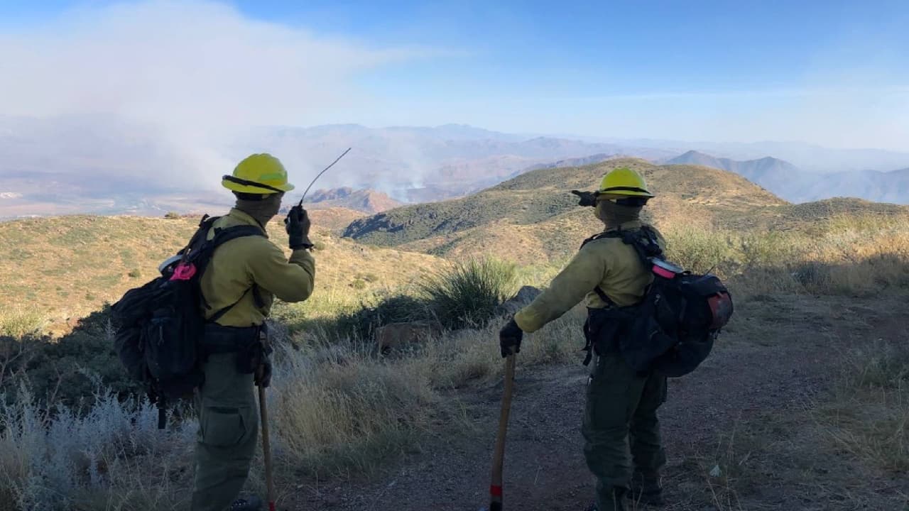 Incendio Sears crece a más de 14,000 acres al norte de Phoenix