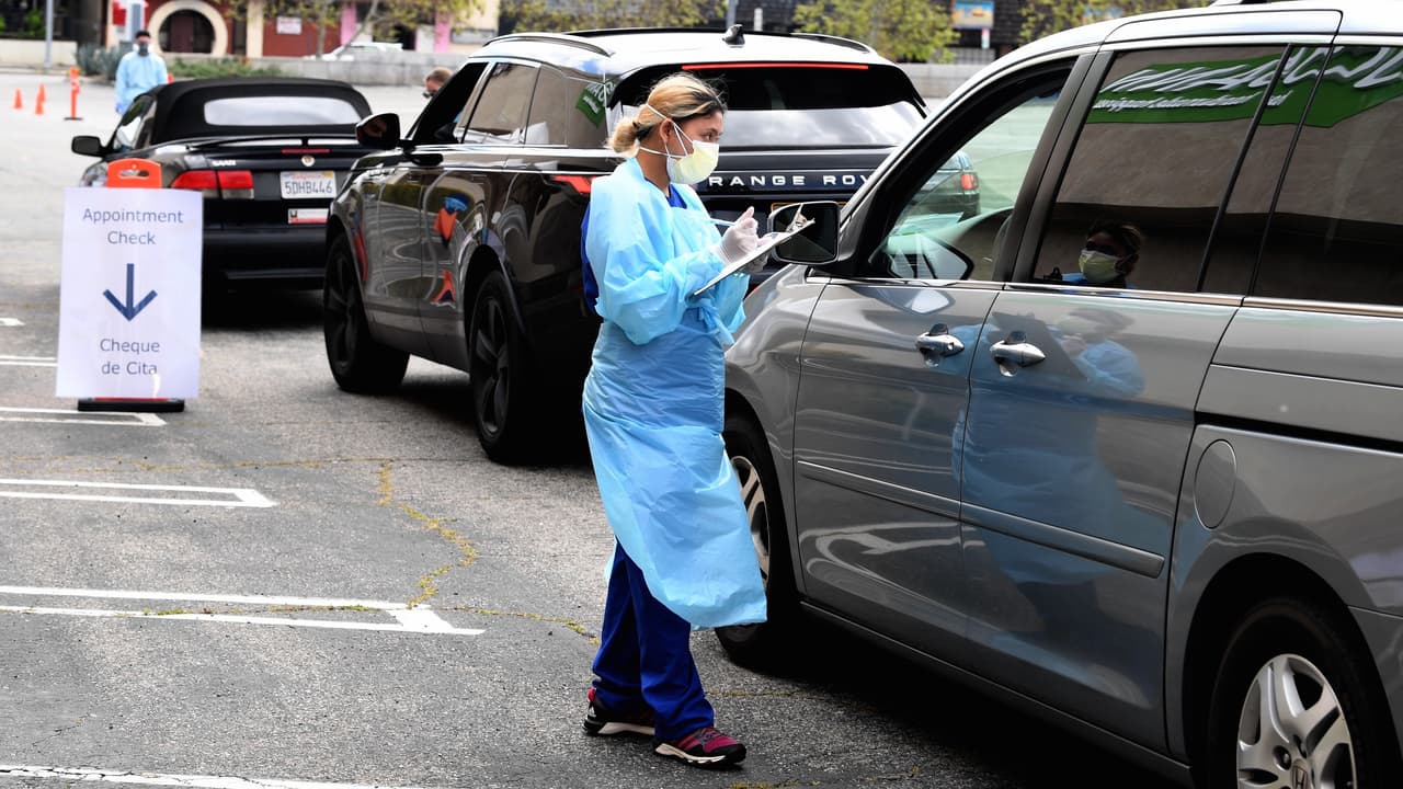 Centros gratuitos de pruebas de Coronavirus en Kern cerrarán durante fin de semana del 4 de julio