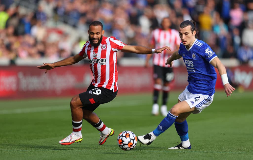 Leicester se impuso ante Brentford 2-1 durante la J9 en la Premier League. Youri Tielemans abrió el marcador al 14' a favor de los visitantes, pero Mathias Jorgensen empataba el encuentro al 60' y, con gol de James Maddison al 73', los 'Foxes' se llevaron la victoria.