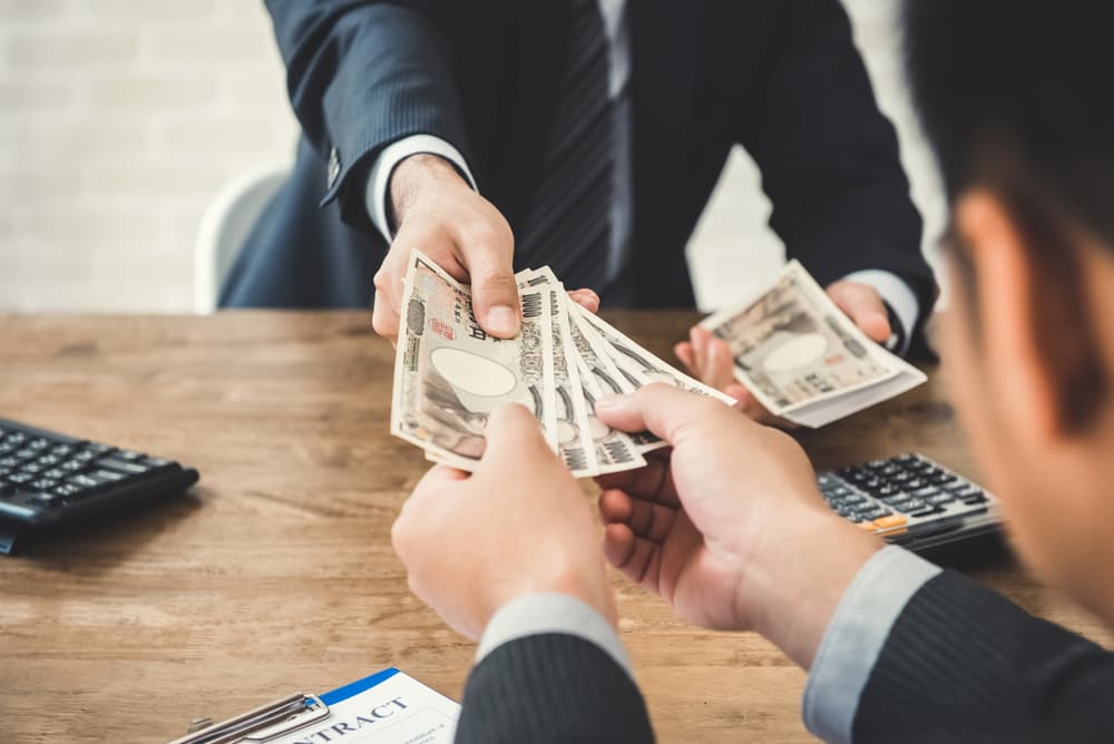 Es muy probable que recibas un pago atrasado o una noticia que implicará un aumento de tus ingresos por diferentes vías. El carisma de tu personalidad fascinante te ayudará a recuperar terreno perdido. Vas a sacar adelante un proyecto que hace tiempo tienes en mente, pero que no lo habías puesto en marcha y escucharás novedades interesantes que contribuirán a que tengas en tus manos más elementos para tomar decisiones acertadas.