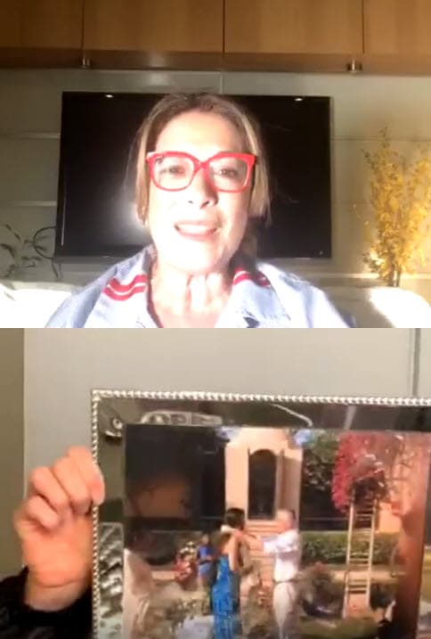 El pasado 4 de mayo
<b> </b>Chiqui confirmó en el show 'Charlas con Luz… Ma' que se casaron
<b><a href="https://www.univision.com/famosos/jorge-ramos-le-dio-el-anillo-en-paris-y-la-boda-fue-en-india-las-revelaciones-de-chiqui-delgado-a-luz-maria-doria">"simbólicamente"</a> en un viaje que hicieron a la India</b>, luego de que Jorge le diera el anillo en unas vacaciones en París. La venezolana mostró la fotografía de la unión espiritual, la cual tiene "en la sala".
<br>