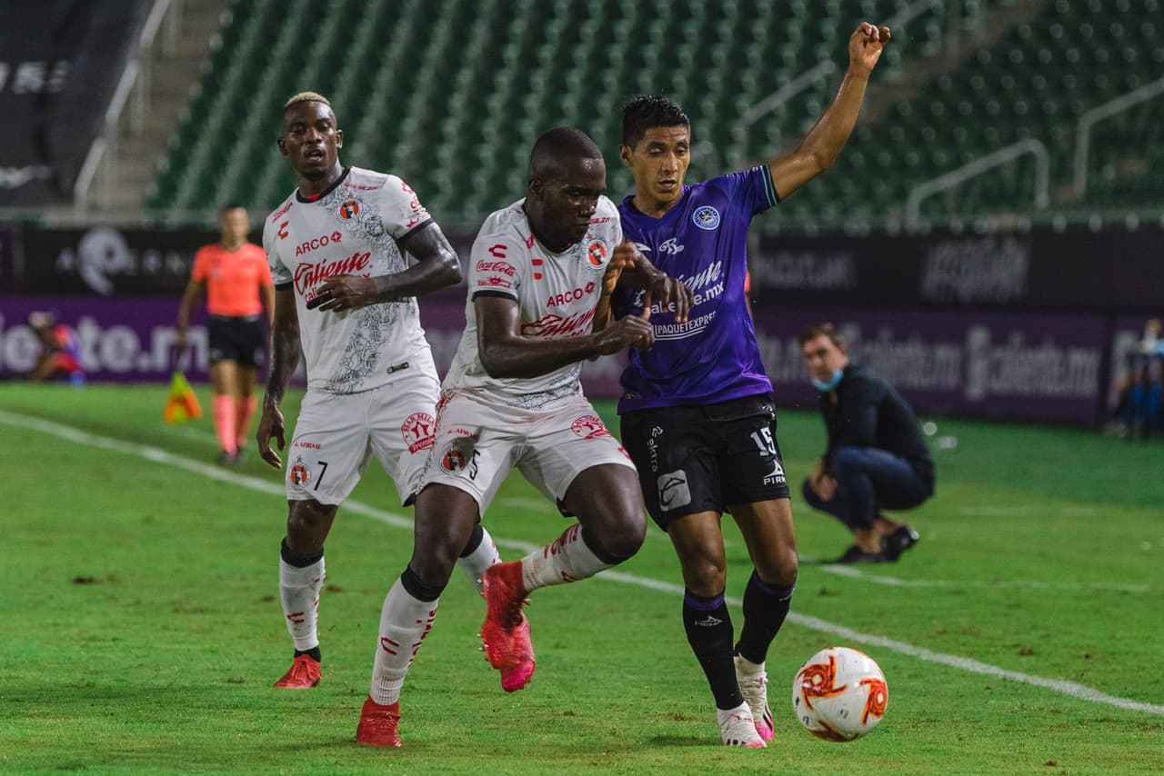 Con un solitario gol de César Huerta al minuto 8, Mazatlán consigue la segunda victoria de su historia frente a los Xolos.