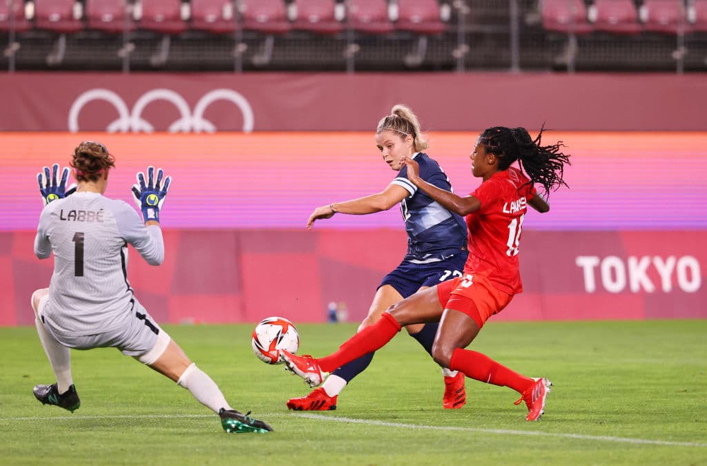 Canadá empata con el equipo de Gran Bretaña 1-1 en la última Jornada de grupos de los Juegos Olímpicos. Prince abrió el marcador al minuto 15' del encuentro, pero León se encargó de empatar el partido para la escuadra norteamericana. Australia enfrentará al Team GB, mientras que Canadá jugará ante Brasil en Cuartos de Final.