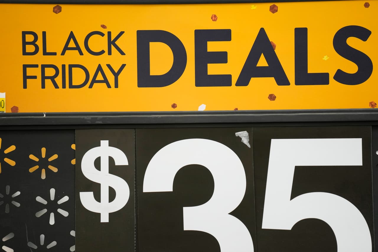 Que las compras del 'Black Friday' no te rompan el bolsillo: los consejos de un experto en finanzas personales