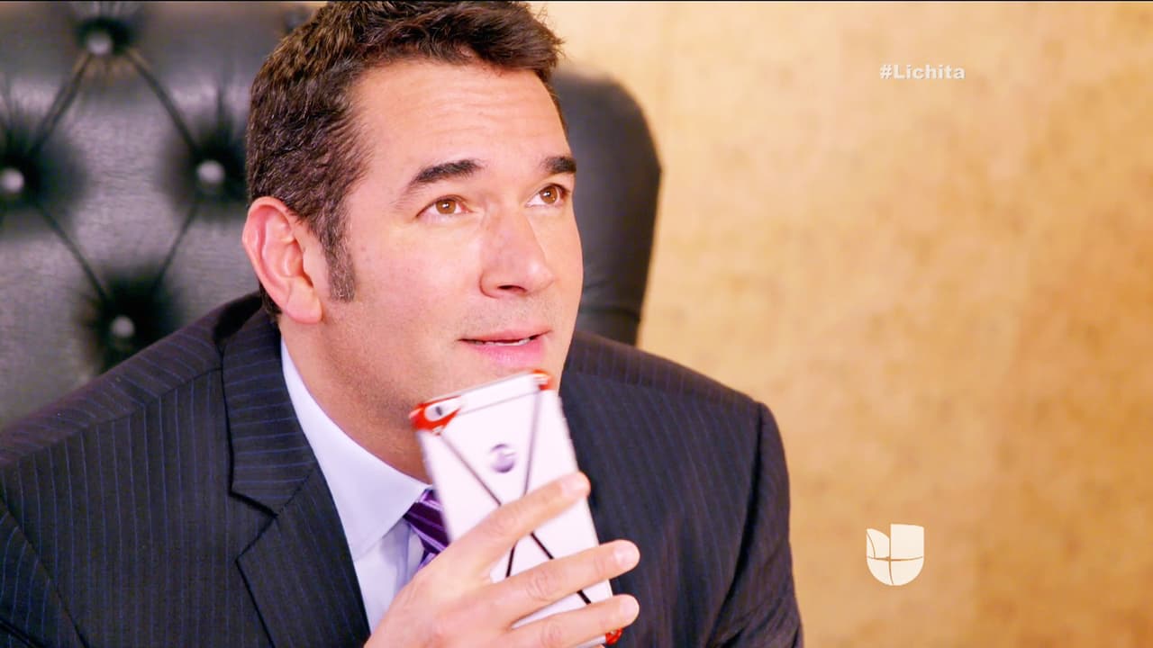 Ella corrió el chisme de que eres la amante de don Augusto.