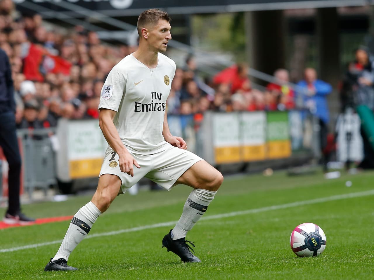 <b>Thomas Meunier (PSG)</b>
<br>Posición: Defensa
<br>Edad: 28
<br>Valor actual: 24 MDE