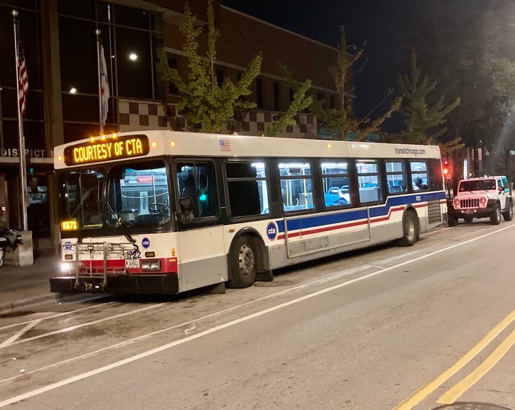 Para los migrantes de Sur América, las temperaturas bajas de Chicago son nuevas. Provienen en su mayoría de países con condiciones tropicales, que rondan entre los 80's-90's durante todo el año.