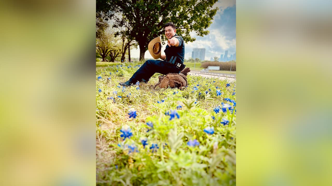 <b>Evite detenerse en carreteras con mucho tráfico</b>, especialmente en campos que están en
<b>propiedades privadas.</b>