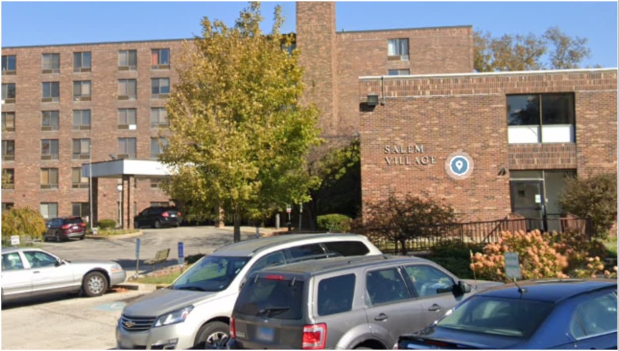 Residente de asilo para ancianos mata a golpes a su compañero tras discutir por una lavadora