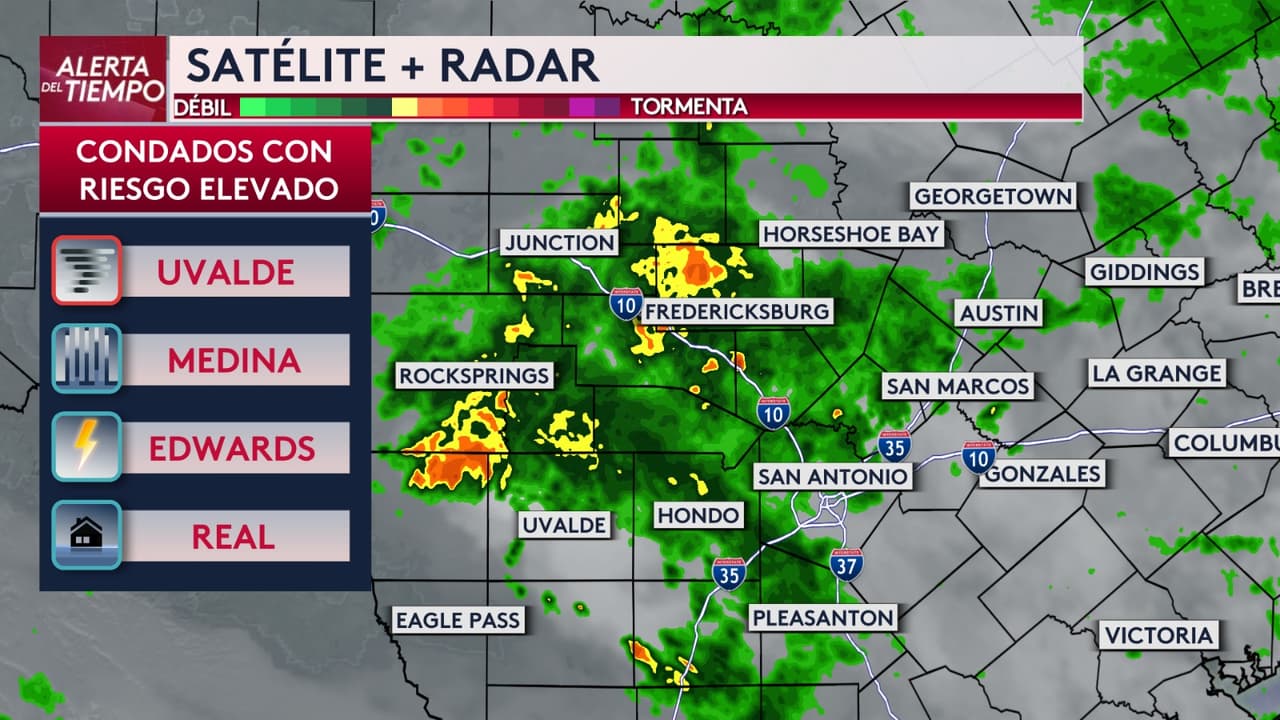 🚨🌧️ Alerta máxima: ¡Impresionantes acumulados de lluvia!
<br>
<br>Los condados con mayor afectaciones y riesgo elevado son Uvalde, Medina, Edwards y Real.