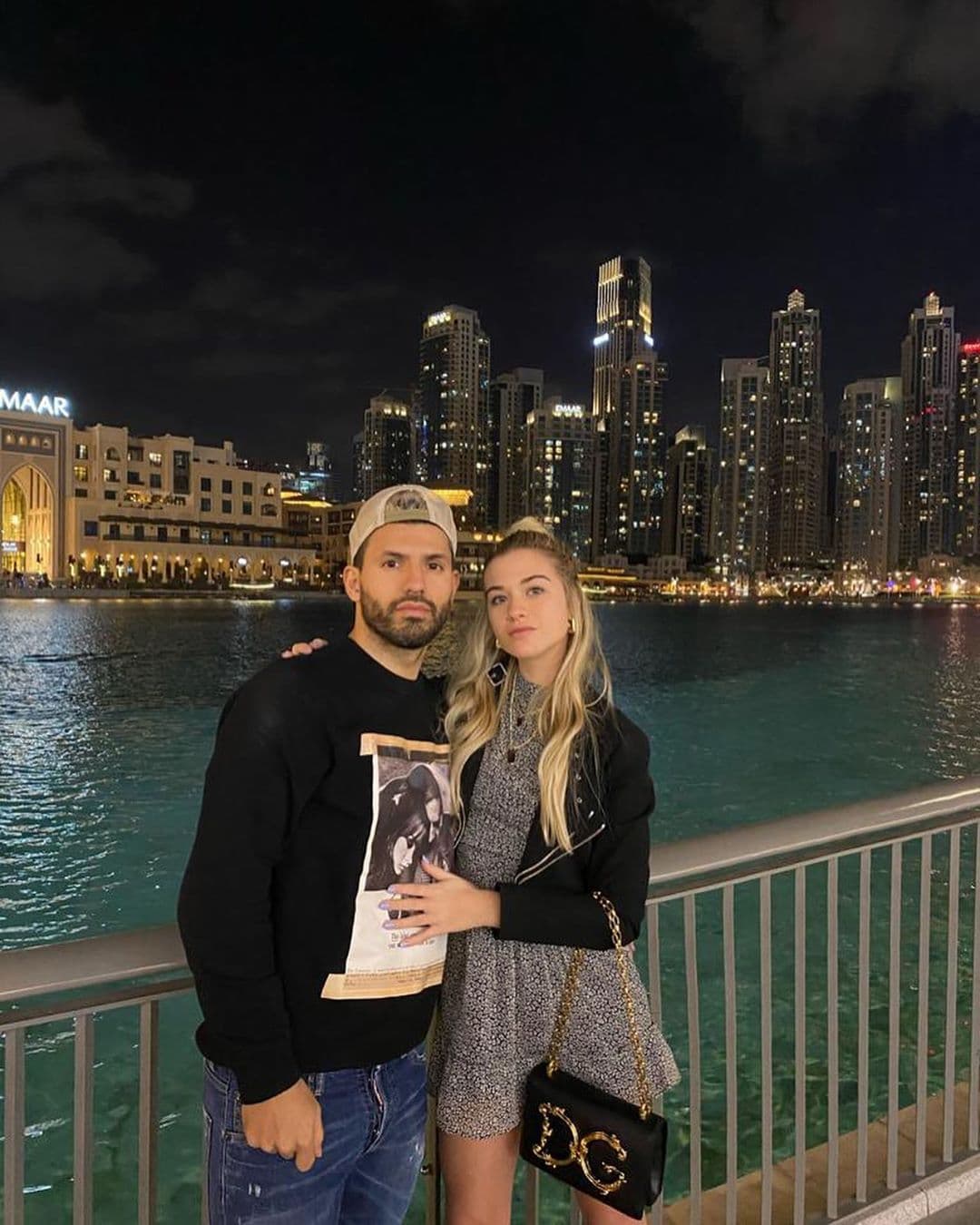 Enviciado con los juegos, Messi cuestionó al Kun por Sofía Calzetti su pareja diciendo que seguro estaba ‘muy contenta’ por la nueva faceta del goleador.