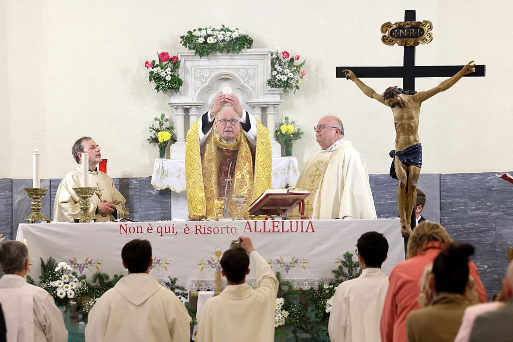 Además del arzobispo de Nueva York, Timothy Dolan,
<b> otros 9 cardenales estadounidenses participan del cónclave</b> que solo concluirá con la elección del nuevo líder de la iglesia Católica.