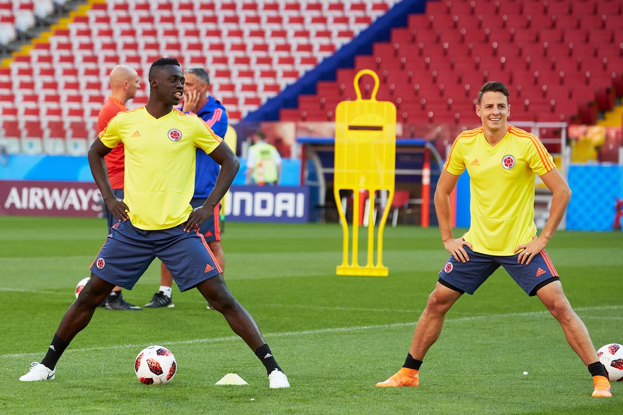 Davinson Sánchez (izquierda) y Santiago Arias (derecha) también harán parte de la defensa colombiana este martes en la Otkrytie Arena de Moscú.
