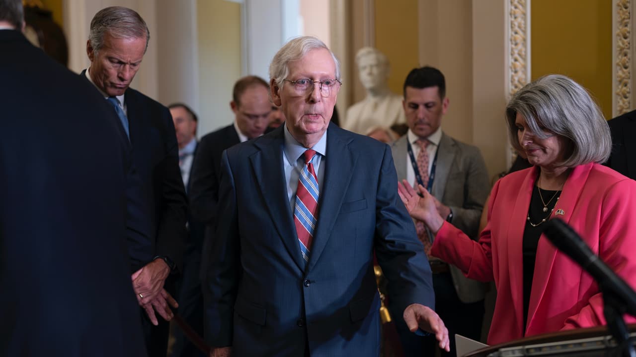 McConnell ratifica que seguirá como líder de los republicanos en el Senado pese a las crecientes preocupaciones por su salud