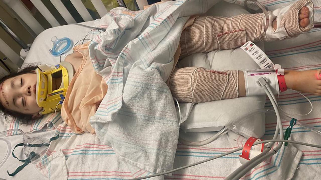 La pequeña Oriana fue trasladada a un hospital donde lucha por su vida.
