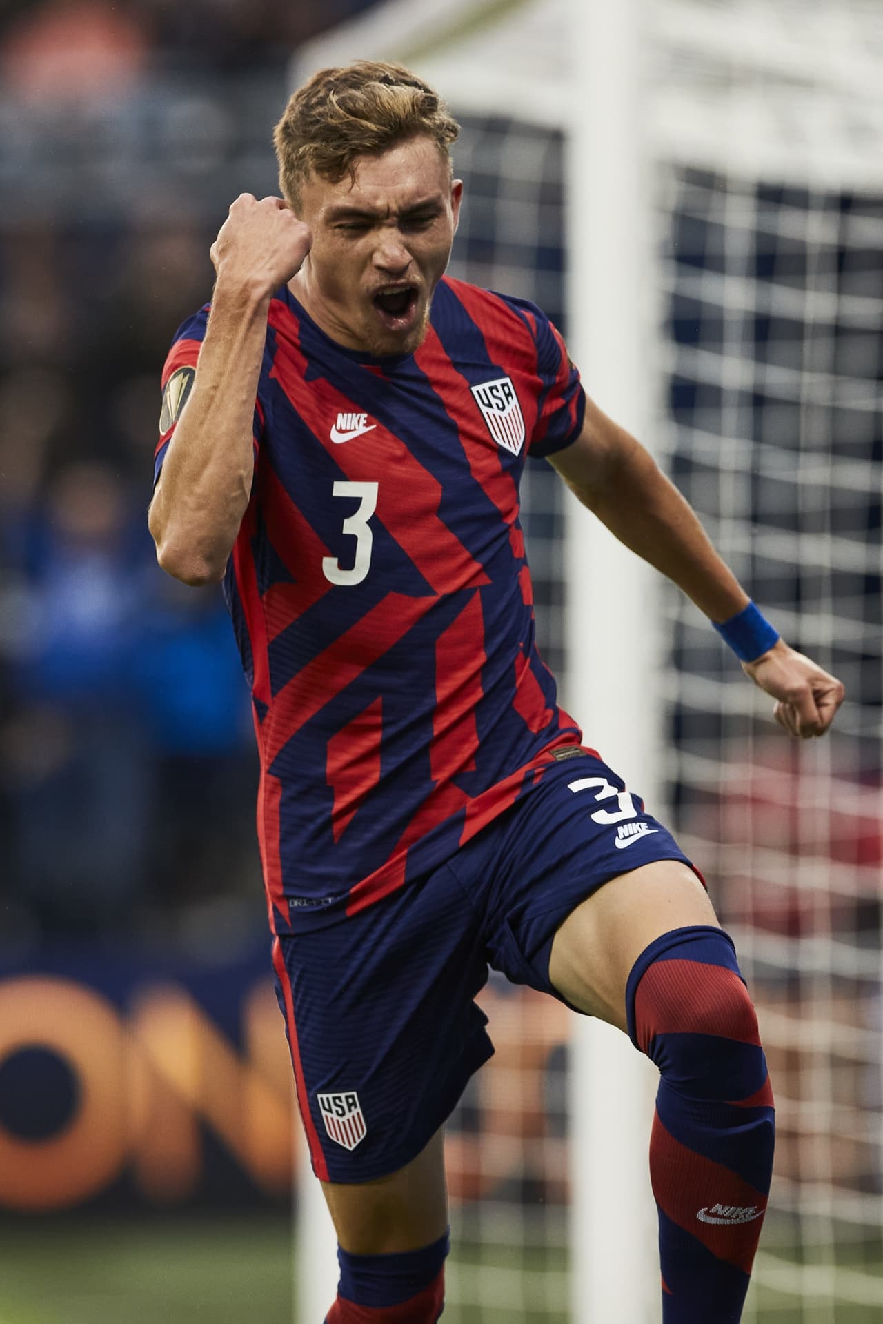 Sam Vines hizo el gol del USMNT a los 8 minutos.