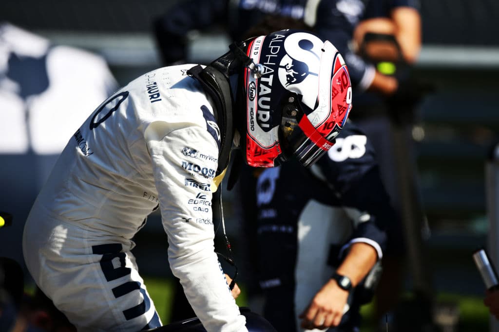 Bottas gana su segundo Grand Prix del año, en el podio lo acompañó Verstappen y Hamilton. El mexicano Sergio Pérez tuvo la oportunidad de tener un lugar en el podio pero se quedó en la cuarta posición en el Gran Premio de Rusia.