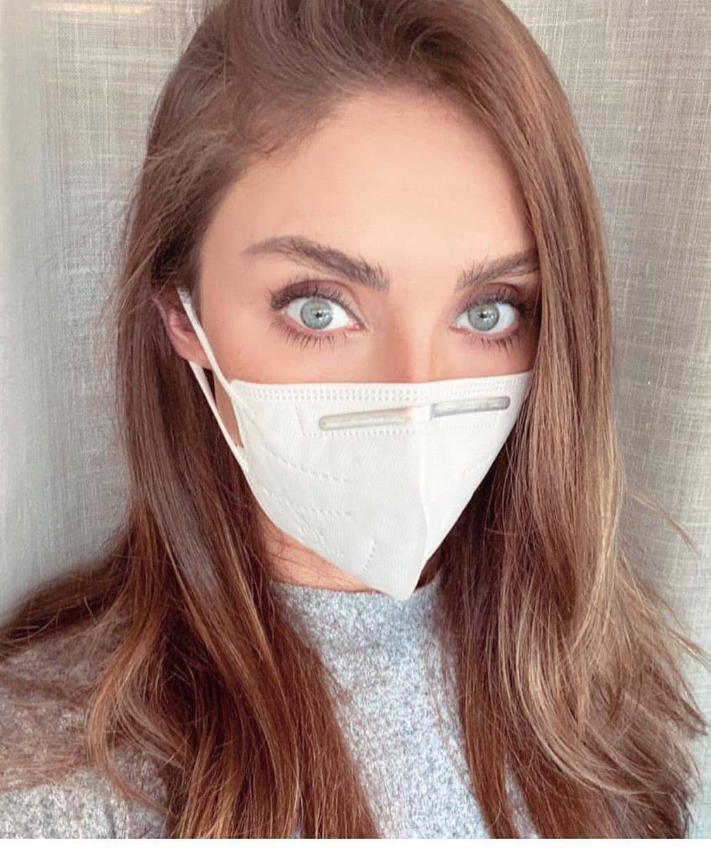 En 2011 la actriz y cantante formó parte de la serie de televisión 'Obsesión: cuerpos que gritan', en la que confesó que tuvo anorexia durante cinco años. Detalló que mientras tuvo este desorden alimenticio llegó a pesar 35 kilogramos.