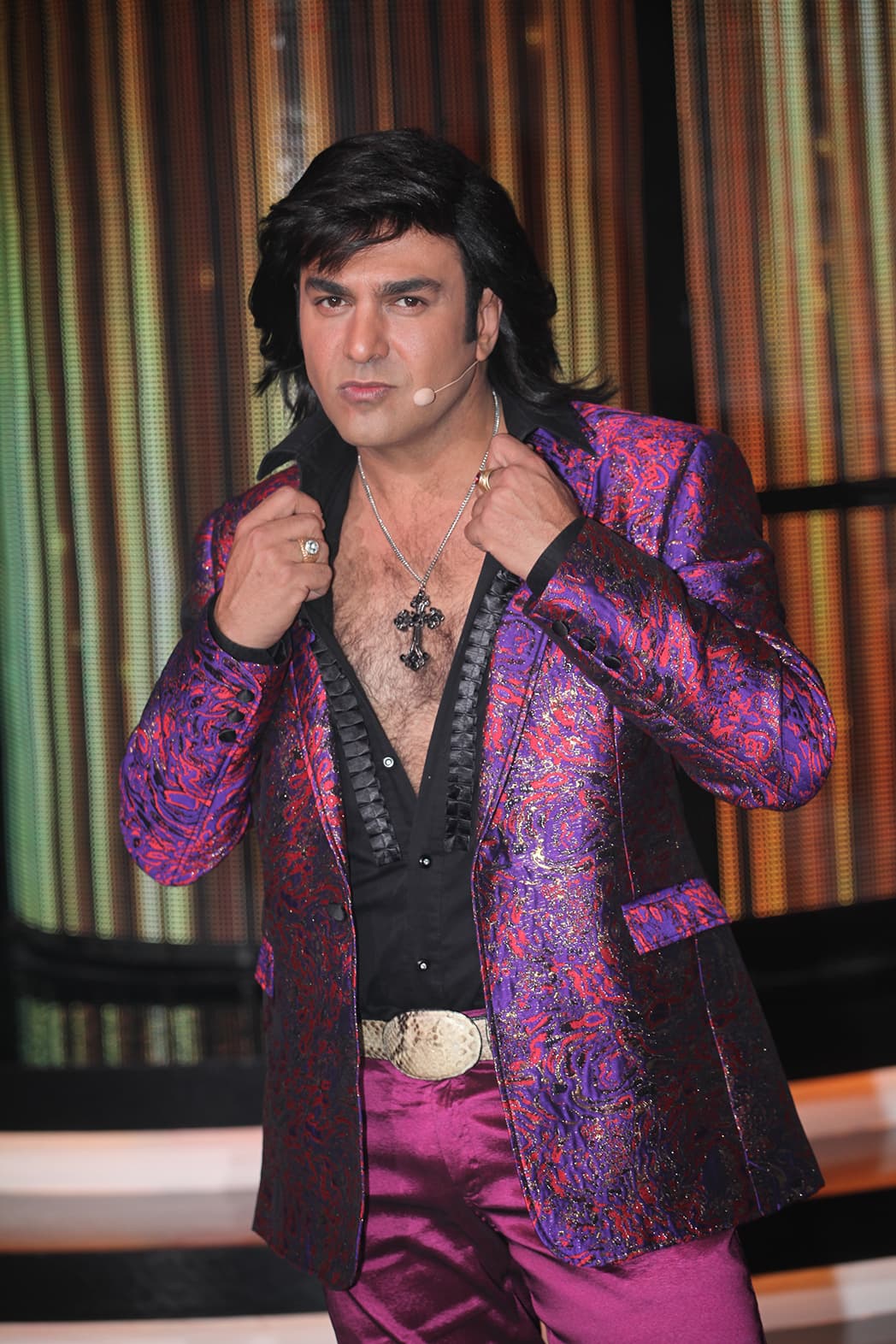 Para la octava gala, Albertano lo hizo una vez más. Impuso moda, y eso quedó claro porque no fue el único que llegó al show usando ese color de ropa.