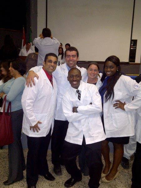 Después de varias semanas de búsqueda, Ambrose Monye, estudiante de medicina de la Universidad de Guadalajara en Chicago, fue encontrado muerto en el Lago Michigan.