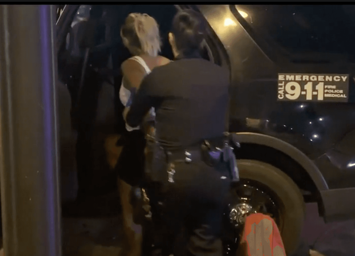 Así recupera la policía a un bebé de 1 año secuestrado por su madre