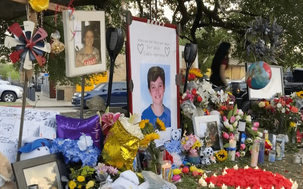 “Un alma gentil”: Familiares recuerdan niño que murió atropellado tras travesura en casa de un vecino