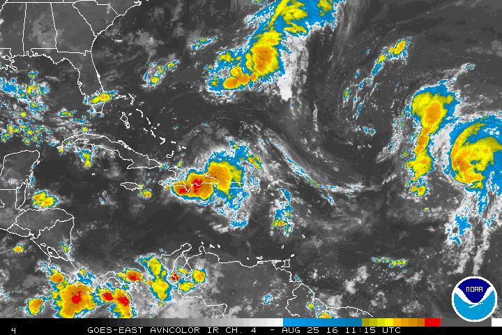 Se debilita fuerte onda tropical que amenaza al sur de Florida