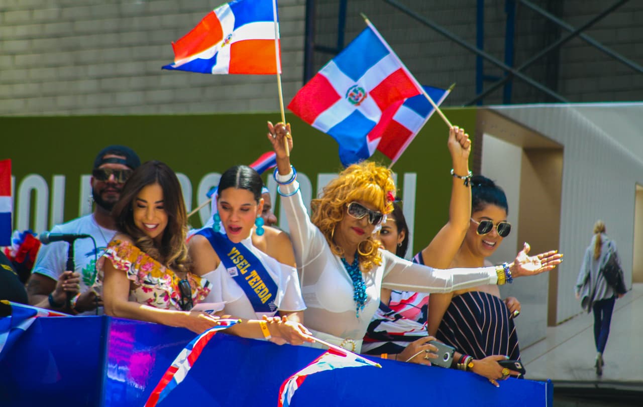 <a href="https://www.univision.com/temas/gelena-solano" target="_blank">Galena Solano</a> ,
<a href="https://www.univision.com/noticias/univision-investiga/yisel-tejeda-univision-investiga-nueva-york">Yisel Tejeda</a>,
<a href="https://www.univision.com/shows/despierta-america/muy-relajada-fefita-la-grande-nos-conto-lo-feliz-y-enamorada-que-se-siente-en-esta-etapa-de-su-vida-video">Fefita La Grande</a> y
<a href="https://www.univision.com/temas/daneida-polanco" target="_blank">Daneida Polanco.</a>