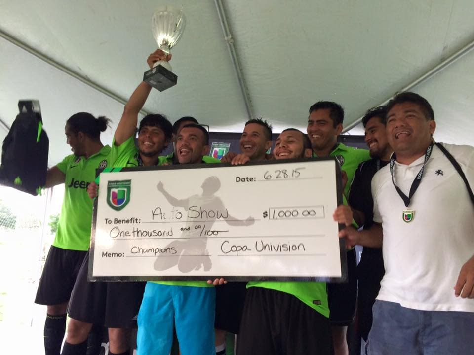 Diversión, comida y mucho futbol, mira lo que ocurrió en Copa Univision Austin.