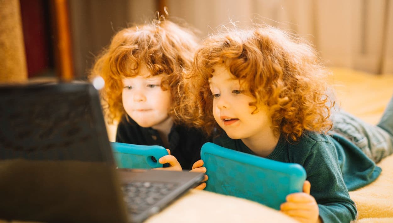 Vacaciones en redes sociales: 4 claves para proteger a tus hijos