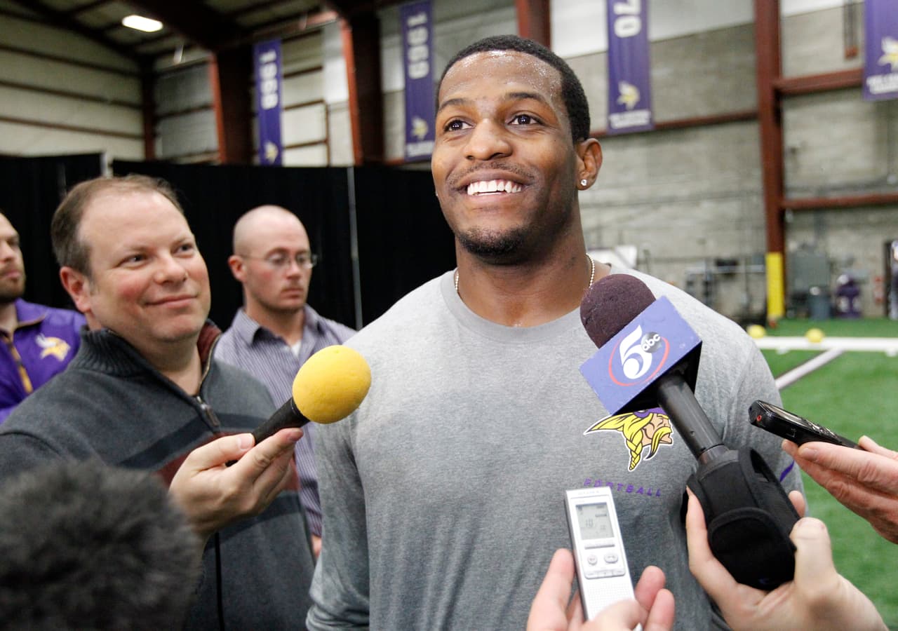 Mike Wallace se siente mucho más cómodo con el estilo de ofensiva de los Vikings